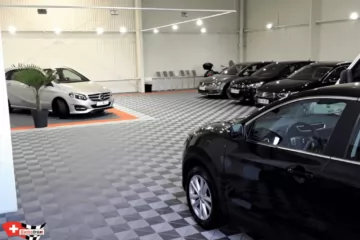 Aufsteckbare Bodenplatten für den Showroom