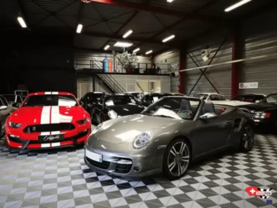 Automobil Showroom Boden