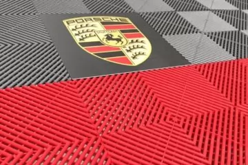 Boden mit Logo
