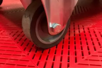 Bodenplatten für die Garage und Werkstatt