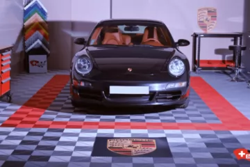 Detailing-Werkstatt Design mit Auto-Stellplatz