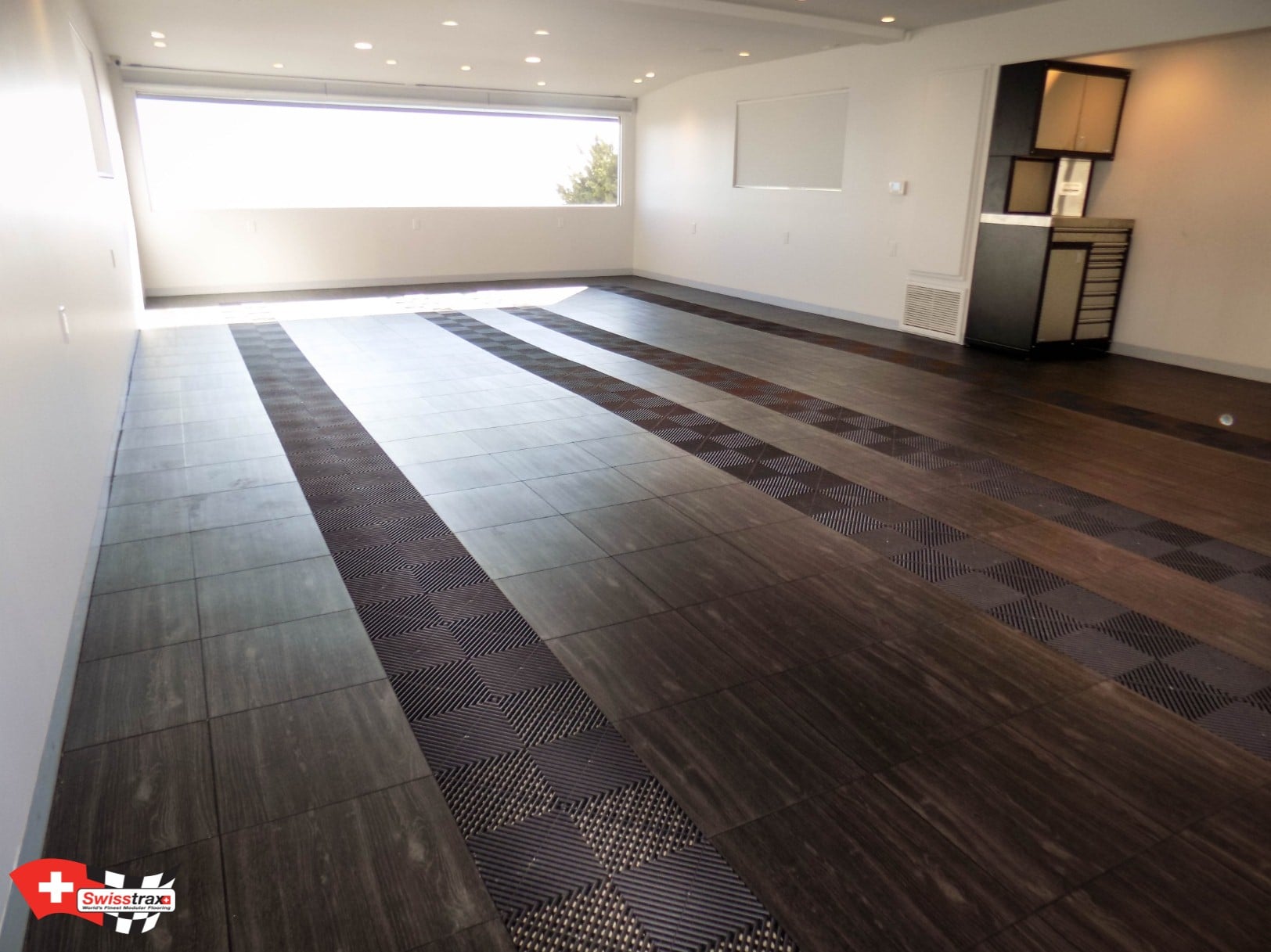 Klicksystem-Bodenplatten mit Holzoptik » SWISSTRAX