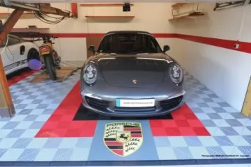Garagenboden mit Logo