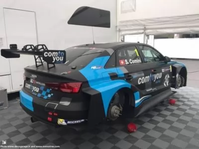 Paddock-Stand-Automobil