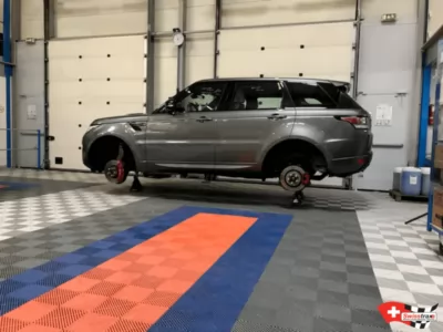 Platten-Boden-Werkstatt